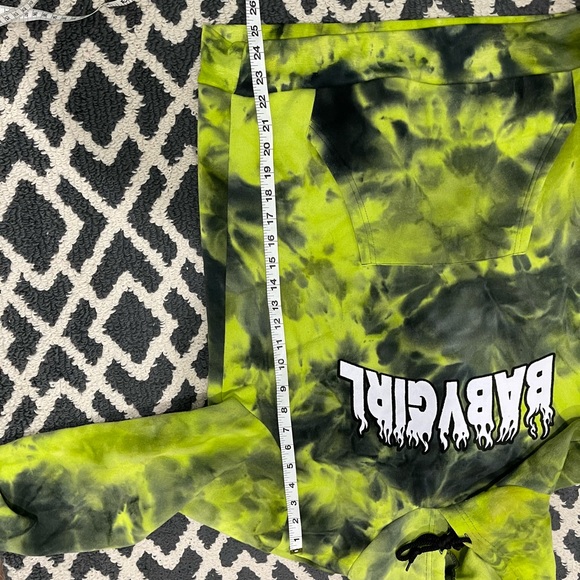 rue 21 womens size medium sweatshirt - Picture 7 of 8